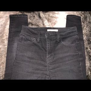 Levi’s 720 High Rise Super Skinny Jeans - Sz 24